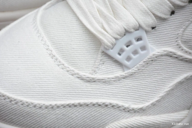 Levi's Jordan AO2571-100 Air 'White' 4 x 0711